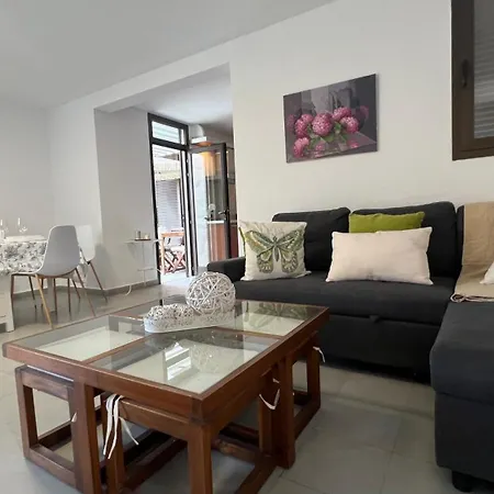 Bungamerica - Costa Adeje * 플라야데라스아메리카스